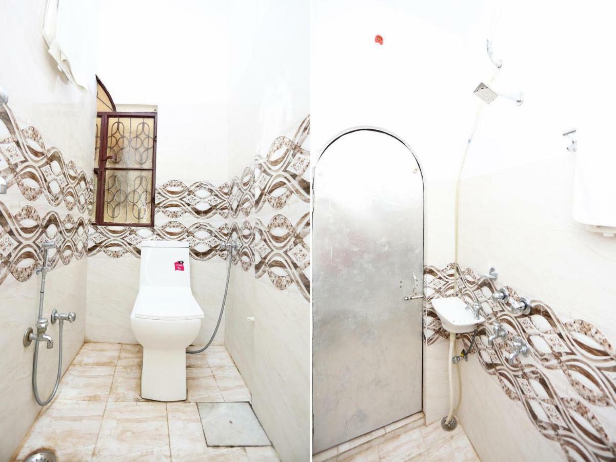 Spot On 45585 Hotel Aakash Ganga Varanasi Exterior foto