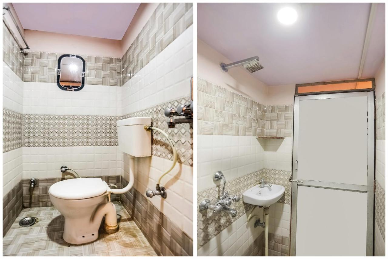 Spot On 45585 Hotel Aakash Ganga Varanasi Exterior foto